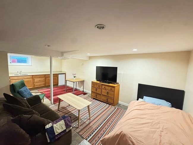 Building Photo - 25 Wachusett Dr