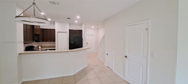Building Photo - 3526 NW 29th Ct