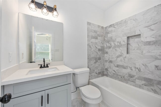 Building Photo - 7710 Independence St