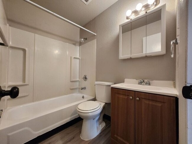 Building Photo - 2-Bedroom Home near Military Installations| Move-In Special: First Full Month Free!