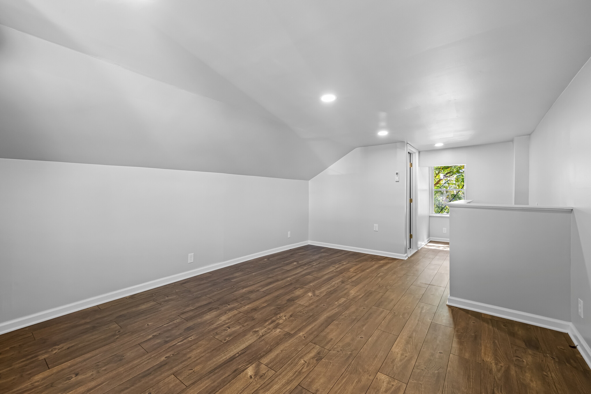 Building Photo - 1101 W 38th St