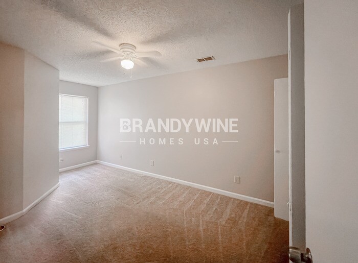 Building Photo - 3868 Springleaf Point