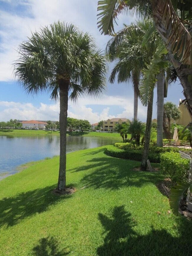 Building Photo - 5200 NW 31st Ave