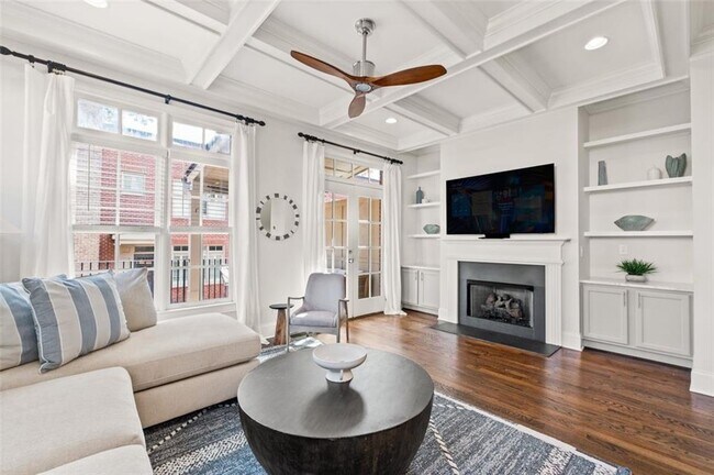 Building Photo - 821 Virginia Park Cir NE