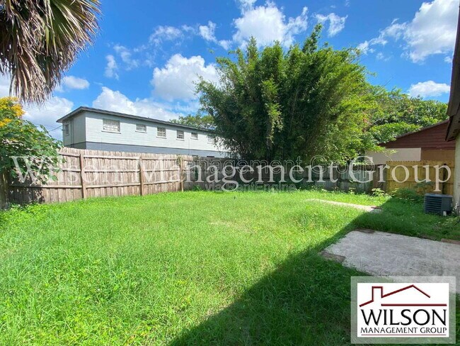 Building Photo - 5511 Lehigh Ave