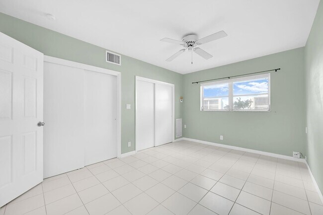 Building Photo - 3208 Colony Club Rd