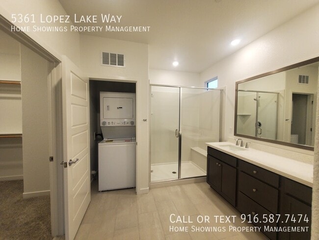 Building Photo - 5361 Lopez Lk Wy