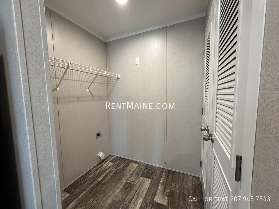 Building Photo - 168 A St