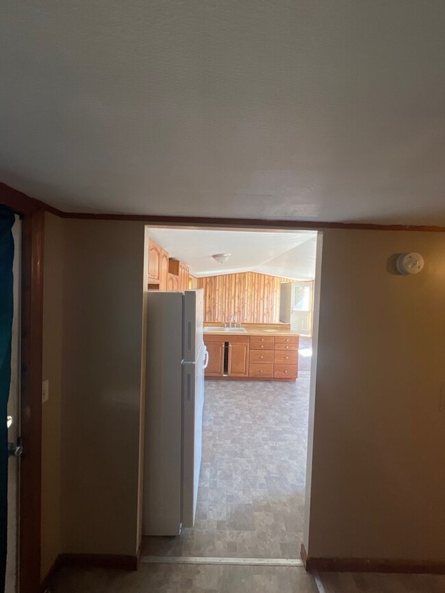 Building Photo - Mobile Home For Rent / Rent to Own