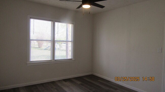 Building Photo - Newly renovated spacious cottage in Mounta...