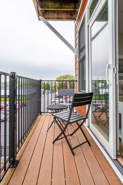 Balcony - 1221 Broad St