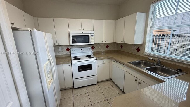 Building Photo - 13810 SW 276th St