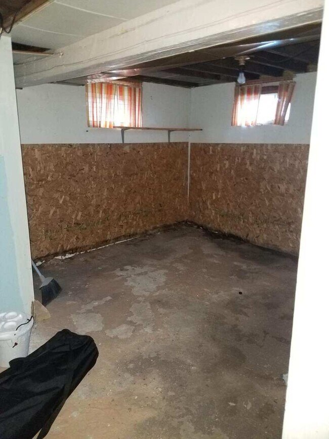 Building Photo - Across Street from NDSU!