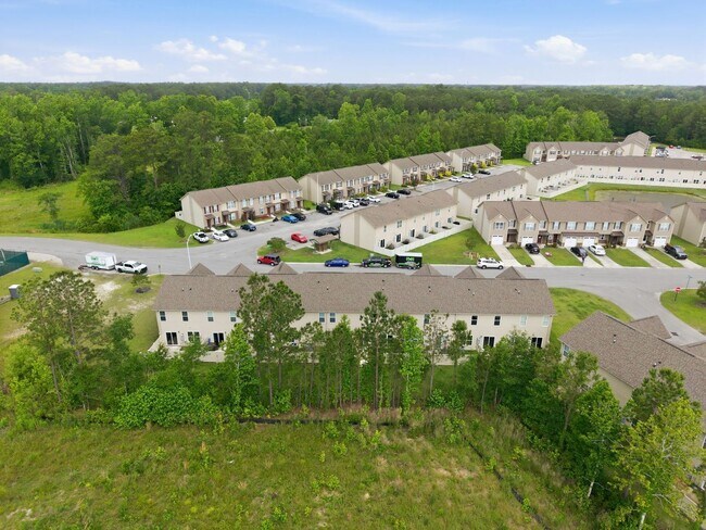Building Photo - Welcome to Boyington Place!