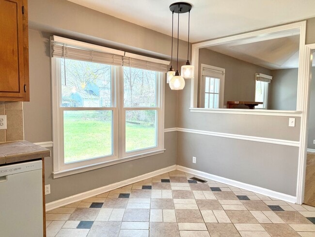 Building Photo - 3411 Polly Dr