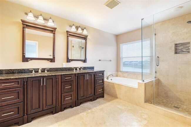 Building Photo - 11328 Misty Isle Ln