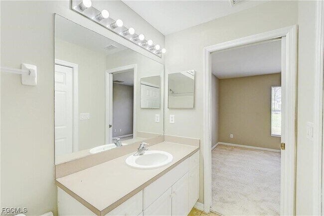 Building Photo - 4532 29th St SW