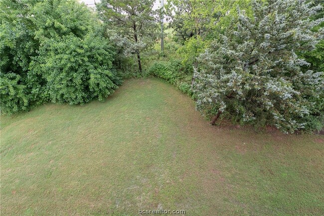 Building Photo - 1915 Dartmouth St