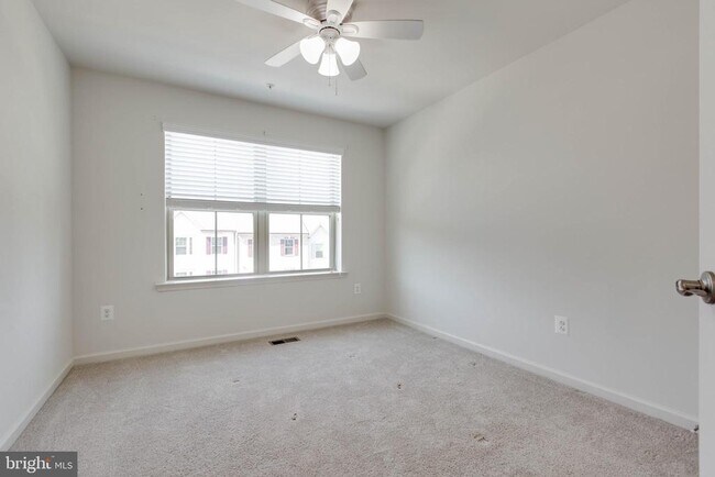Building Photo - 3058 Bretons Ridge Way