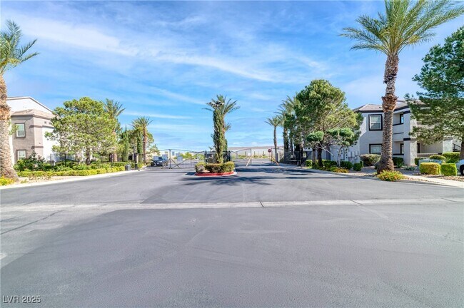 Building Photo - 7255 W Sunset Rd