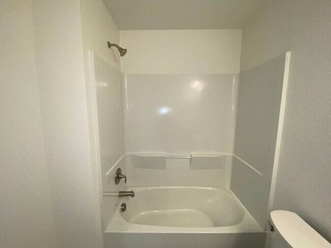 Building Photo - Built 2023 NW Reno 3 Bedroom House - Downs...