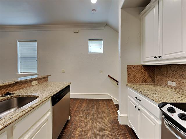 Building Photo - 1529 Sienna Ct