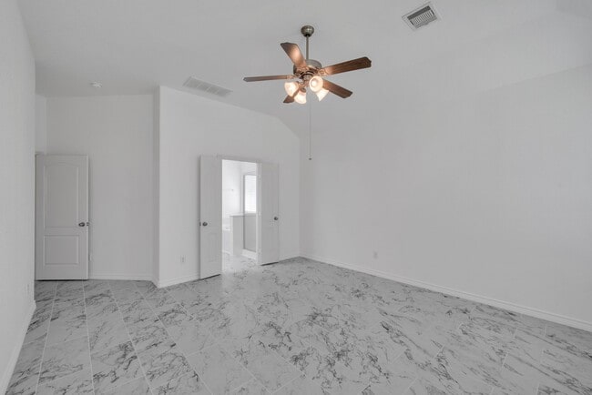 Building Photo - 16419 Dover Mills Dr