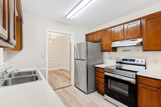 Building Photo - 3-Bedroom Home for in Cary – Close to Downtown!