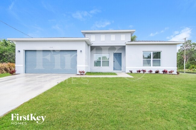 Building Photo - 124 Lamarque St