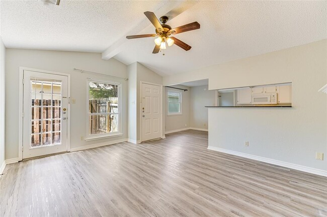 Building Photo - 526 Cutty Trail