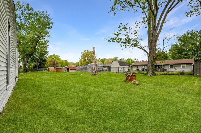 Building Photo - 2408 Blackiston Mill Rd