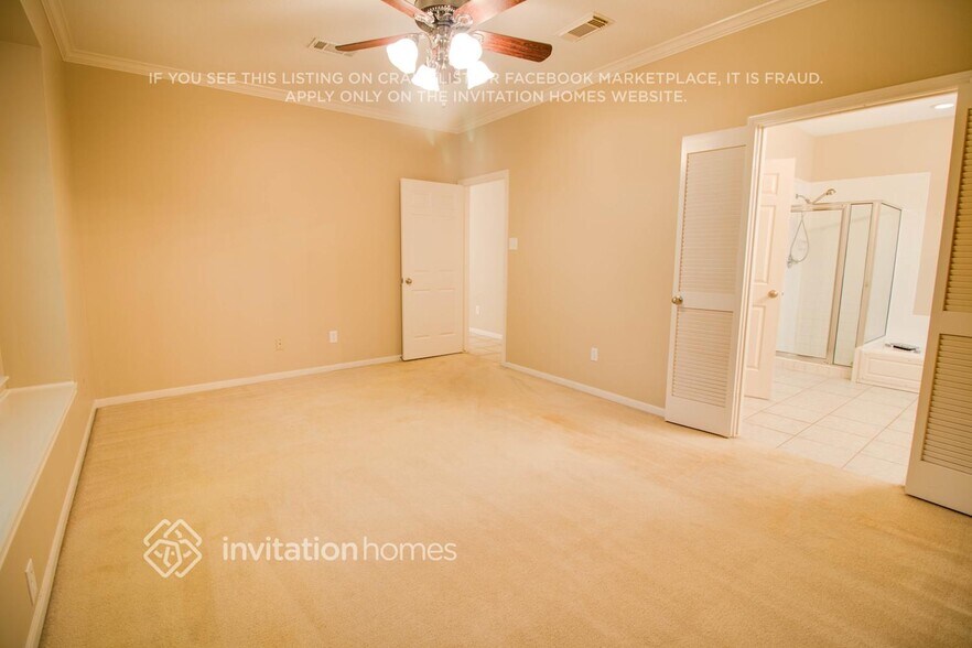 Building Photo - 7822 Heather Heights Way