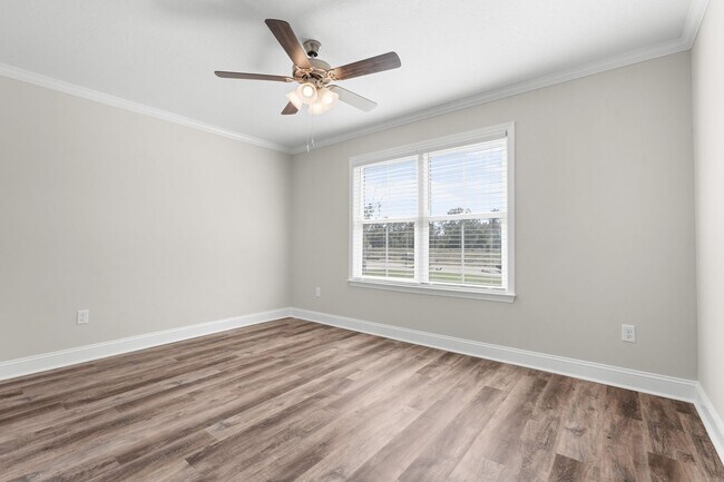 Building Photo - Latitude 32