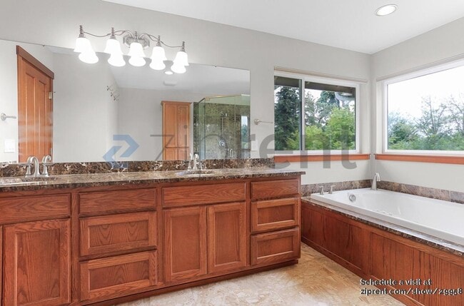 Building Photo - 16225 Simonds Rd NE