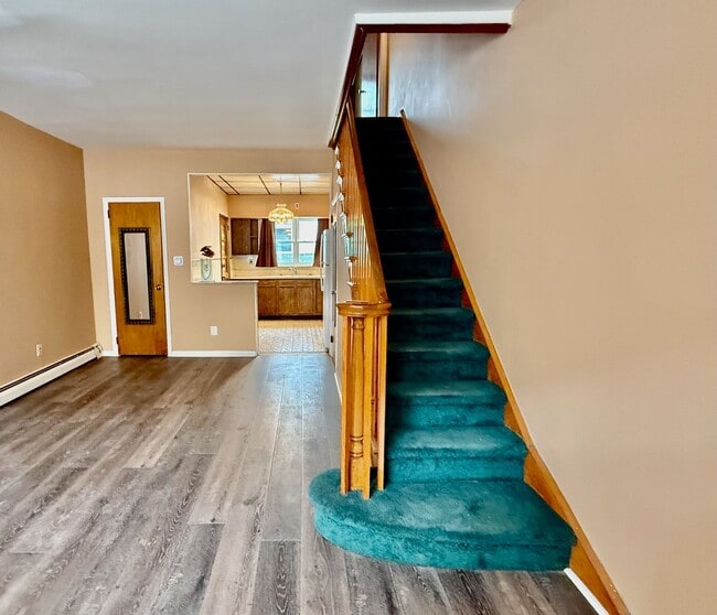 Building Photo - Recently UPDATED 3 BD/1 BA HOUSE in great East Passyunk/LOMO location w/ new Engineered Wood Floo...