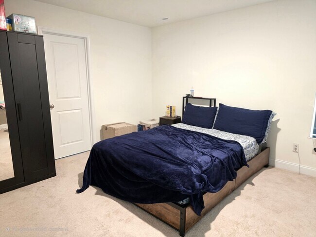 Building Photo - Centrally located, brand new 3-bedroom, 2....
