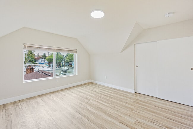 Building Photo - 4521 S Mead St