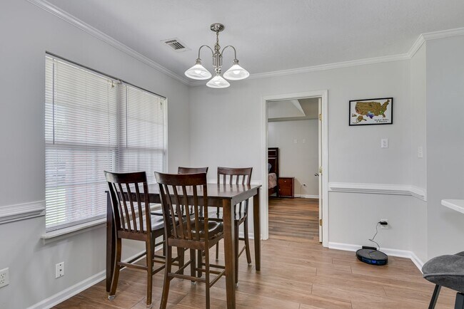 Building Photo - 660 Butler Springs Cir