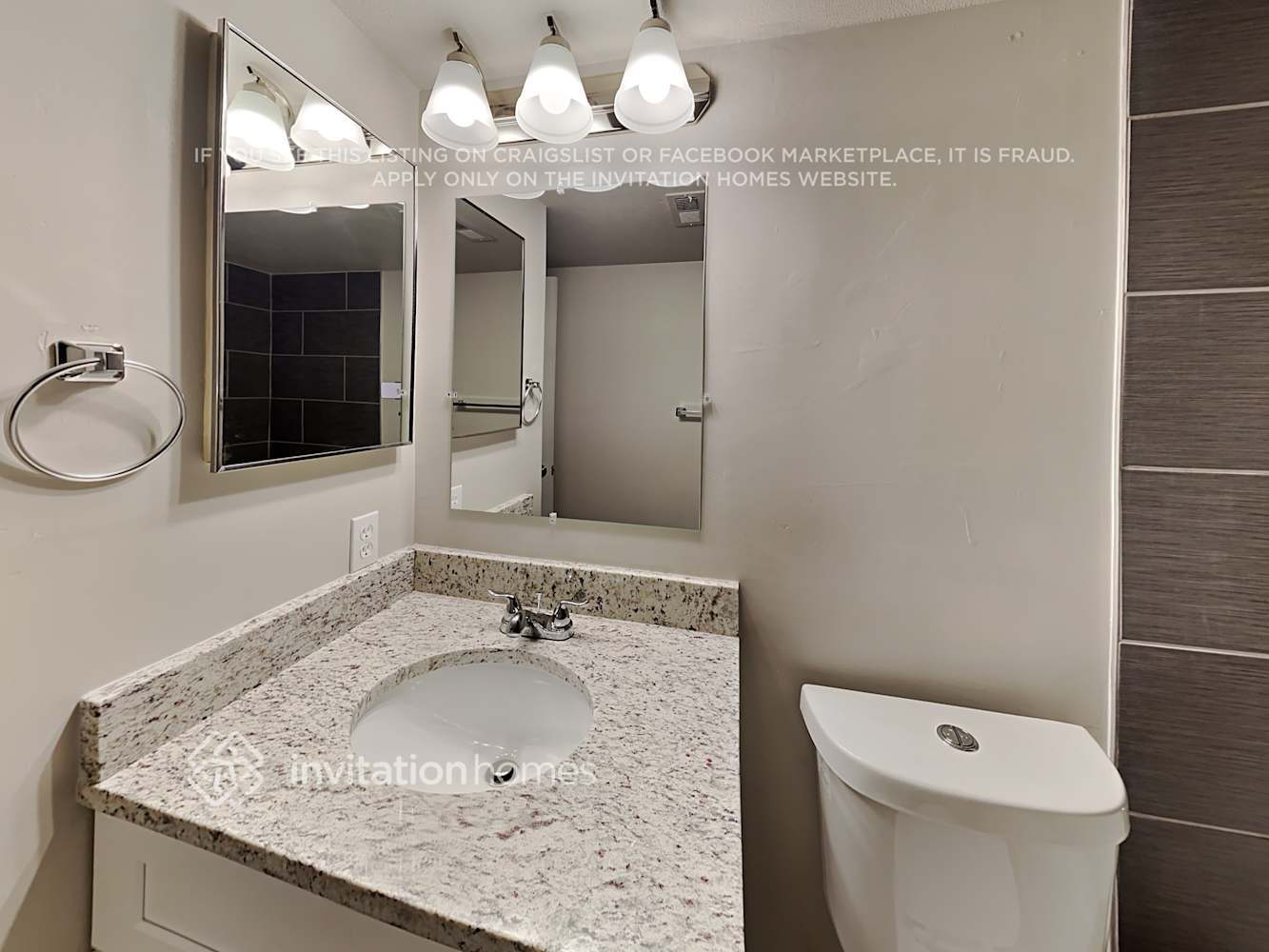 Building Photo - 8355 Avens Cir