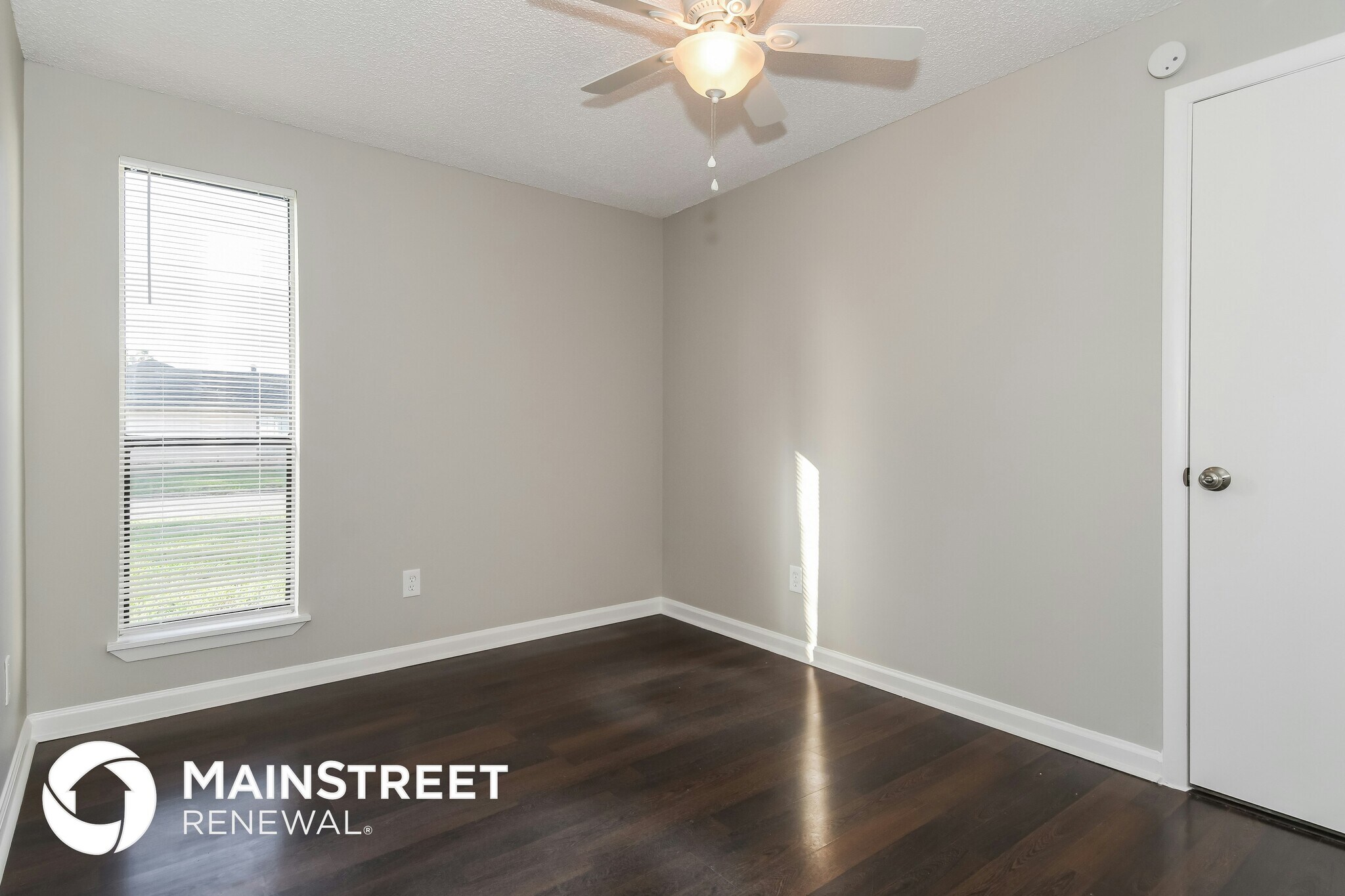 Building Photo - 11665 Summer Tree Rd N