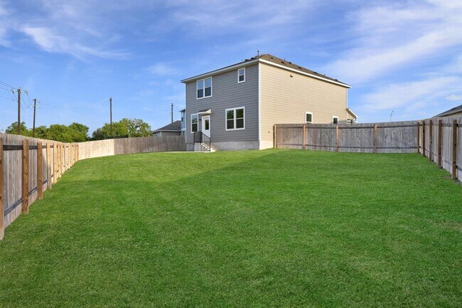 Building Photo - 7002 Nijinsky Dr
