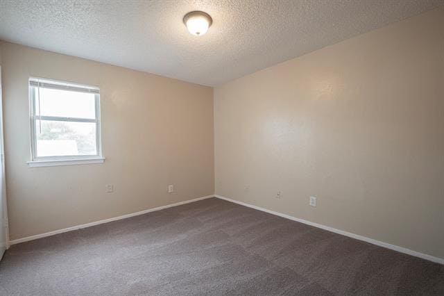 Building Photo - 710 Pyramid Dr