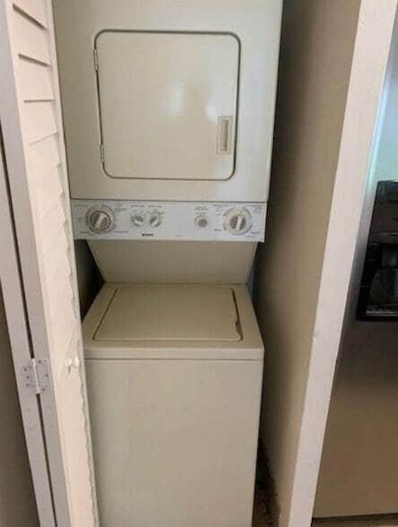 Building Photo - 5760 Rock Island Rd