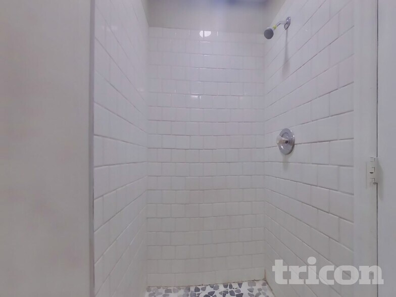 Building Photo - 5017 Sandyhook Ct NW