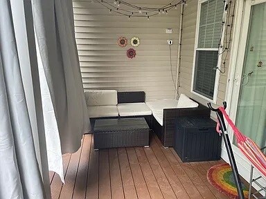 Building Photo - 14 Heartwood Way