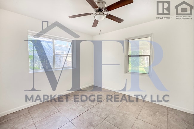 Building Photo - 2Bed/1Bath Home 24th St/Thomas Rd! $199 MOVE-IN SPECIAL! Ready for Immediate Move-In!