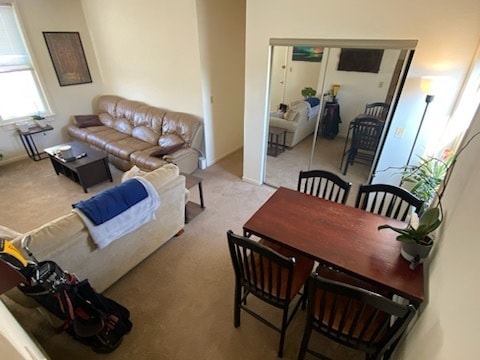 Building Photo - 3018 N Clybourn Ave