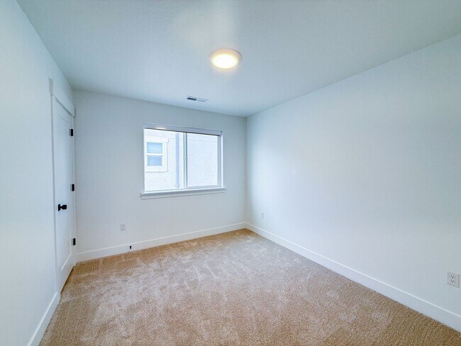 Building Photo - Spacious Family Home with Modern Upgrades