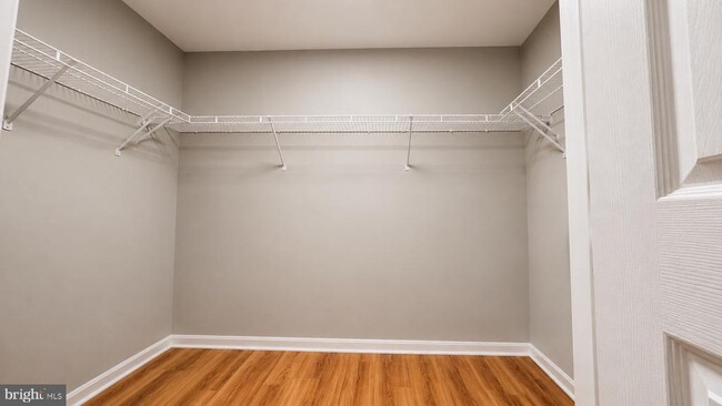 Building Photo - 7302 Ivycrest Pl