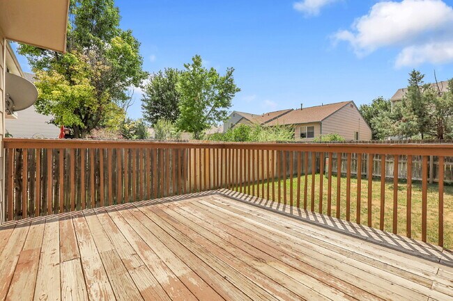 Building Photo - $2,650.00 - 4 Bedrooms, 2.5 Bathrooms, Sin...